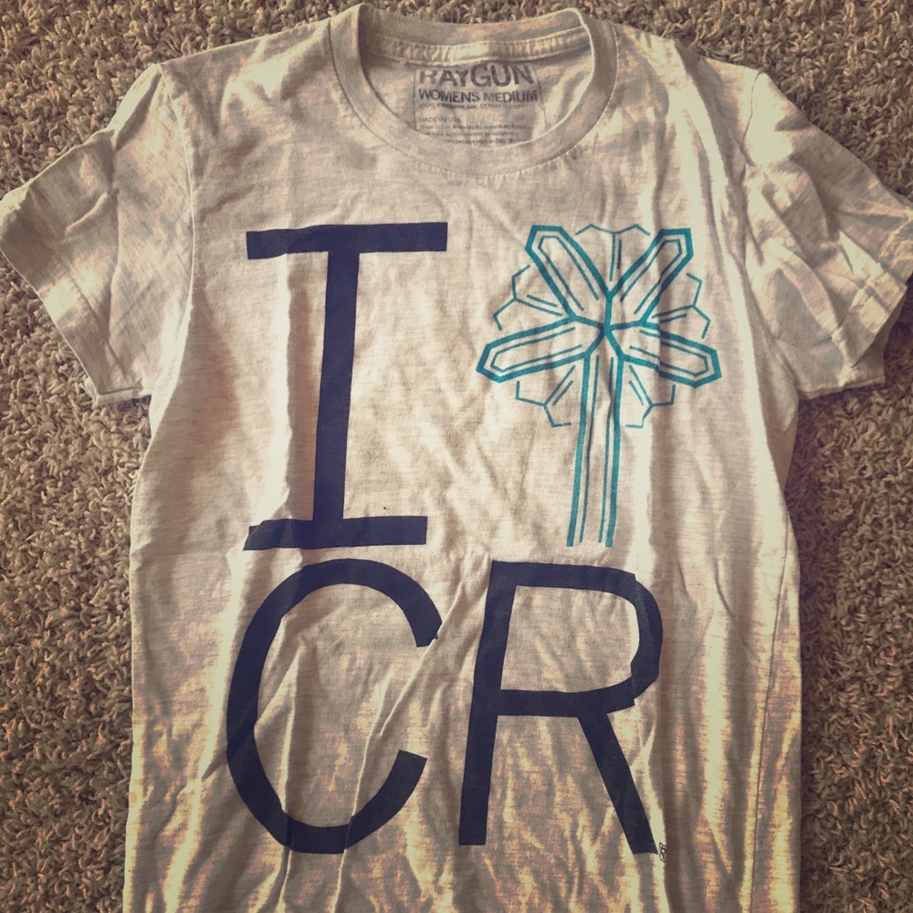 Raygun Cedar Rapids 5 Seasons tee